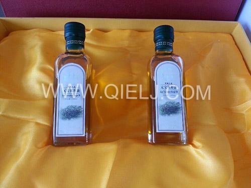 加工元寶楓籽油的榨油設備 元寶楓籽壓榨精煉成套制油設備(圖4) 加工元寶楓籽油的榨油設備 元寶楓籽壓榨精煉成套制油設備(圖4)