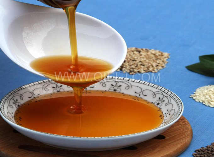 芝麻油提取加工，企鵝糧油機械生產色香味俱佳的油脂(圖1)